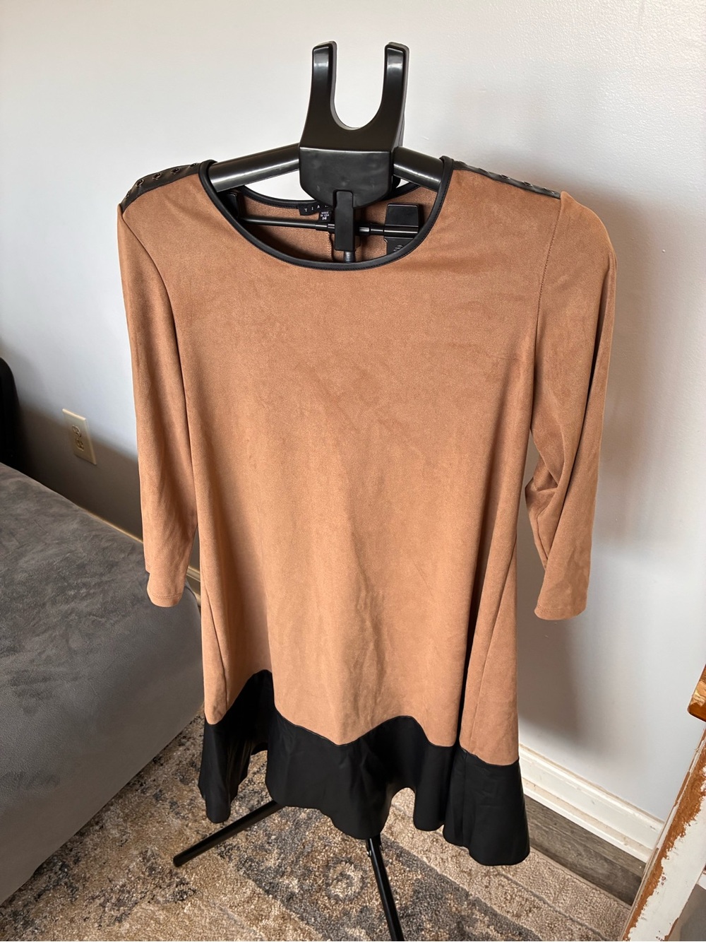 Tiana B. Two-Tone Swing Midi Dress in Camel and Black